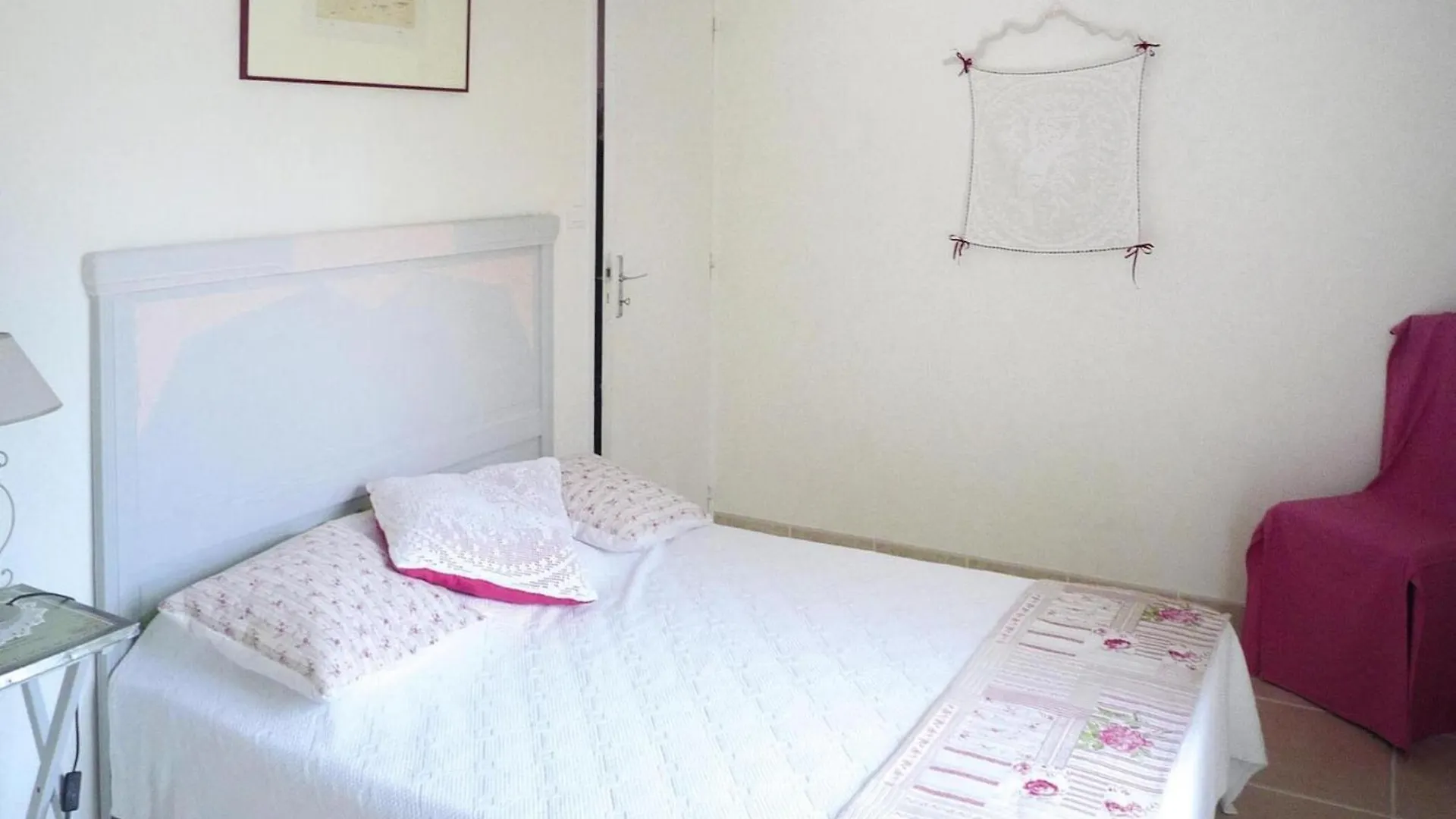 Holiday home Landhaus Im Hinterland Der Kueste De Goelo Treguidel France